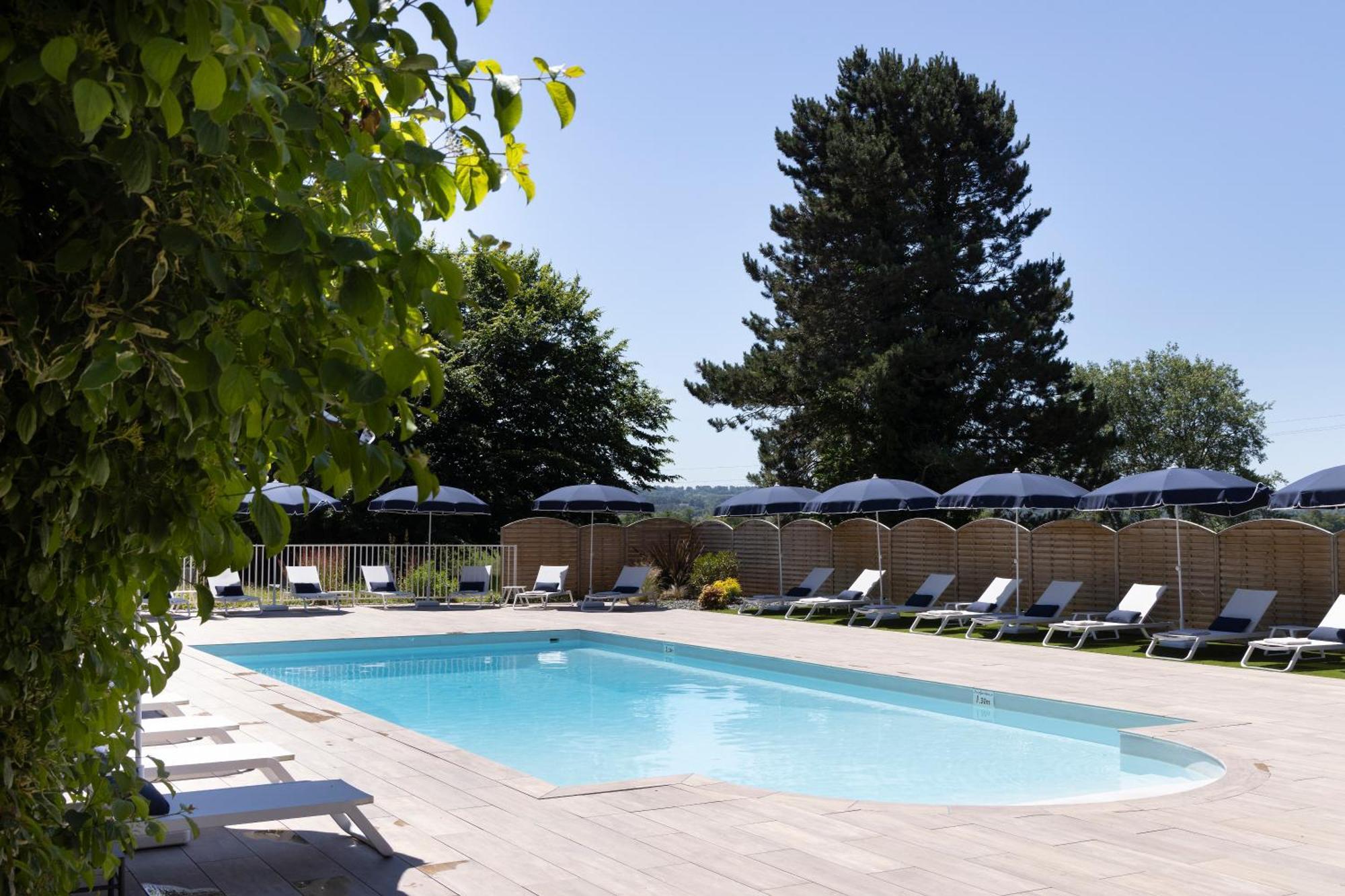 Hotel Les Jardins De Deauville Сен-Мартен-о-Шартрен Экстерьер фото